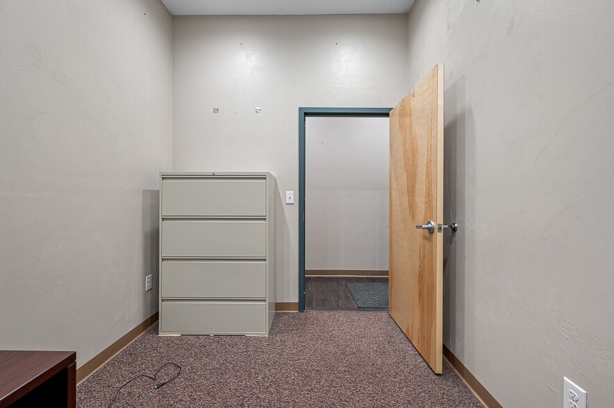 More Photos Of 10 Meadow Rd, Spencer Lodge Meeting Hall For Sale