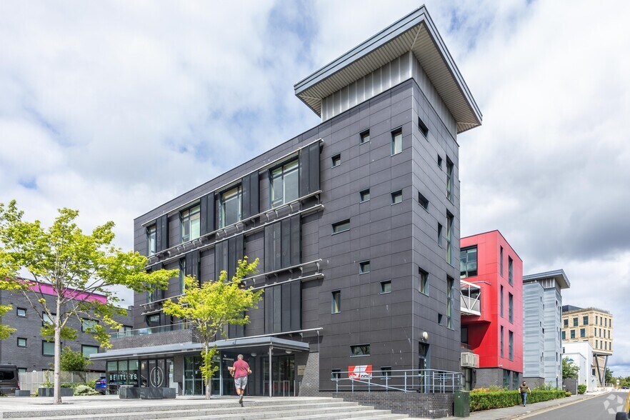 Primary Photo Of Bridge St W, Middlesbrough Coworking Space