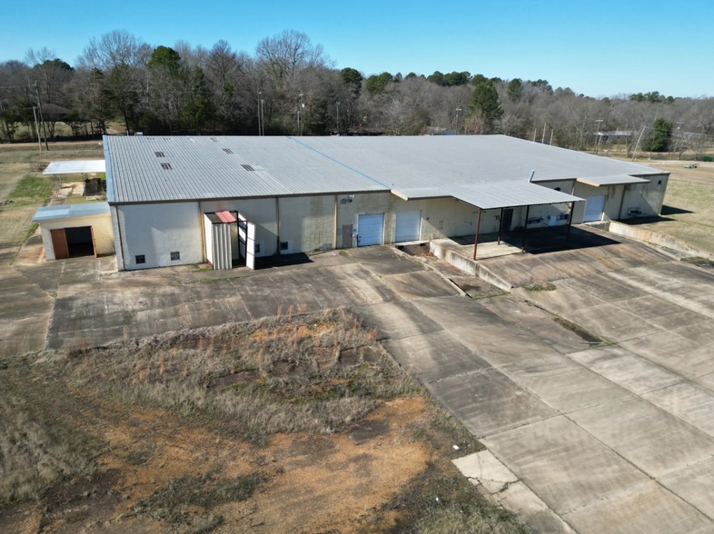 More Photos Of 9 Industrial Blvd, Winona Manufacturing For Sale
