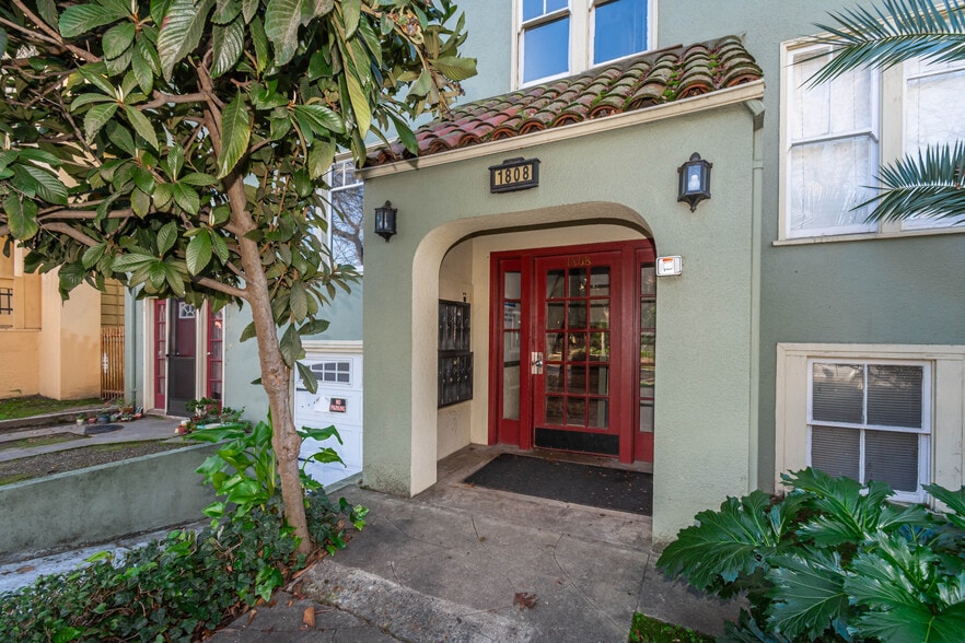 More Photos Of 1808 P St, Sacramento Apartments For Sale
