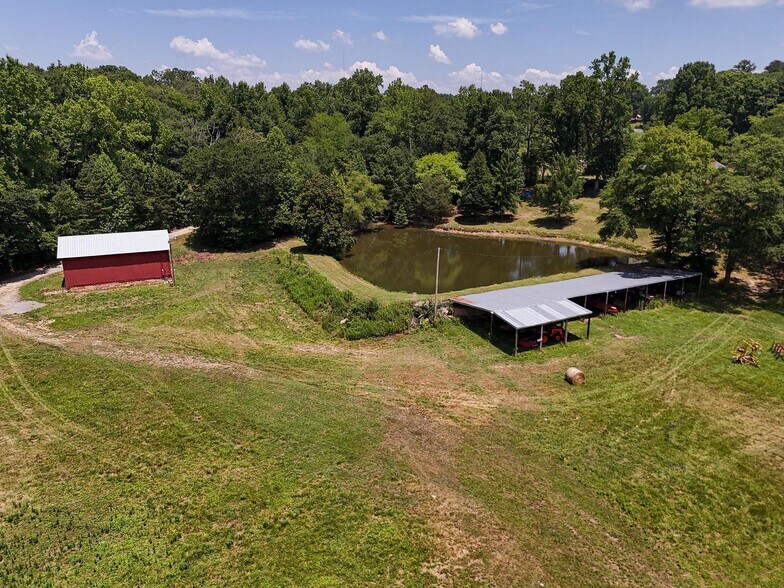 More Photos Of 813 Robinson Clemmer Rd, Dallas Land For Sale