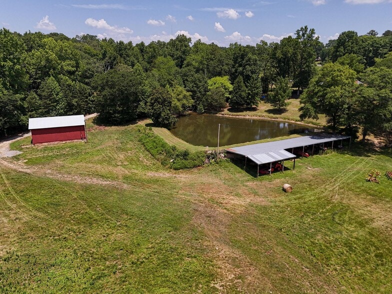 More Photos Of 813 Robinson Clemmer Rd, Dallas Land For Sale