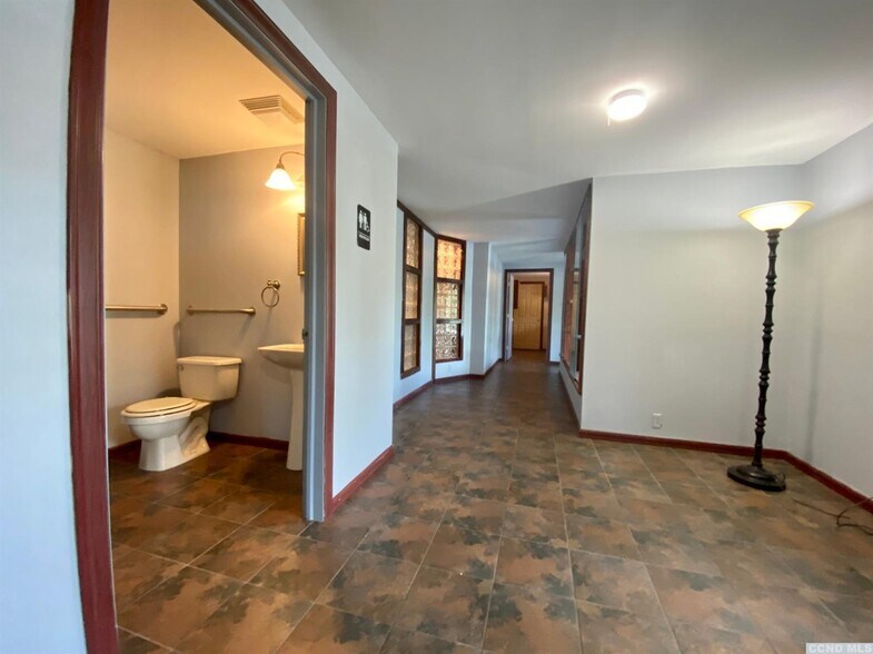 More Photos Of 746 Route 23B, Catskill Restaurant For Sale