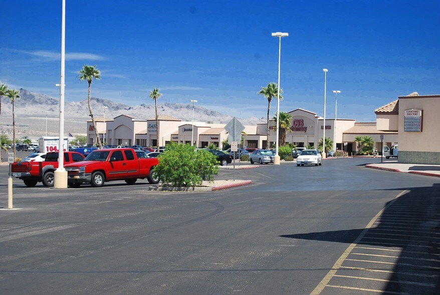 More Photos Of 2350 Miracle Mile, Bullhead City Unknown For Lease