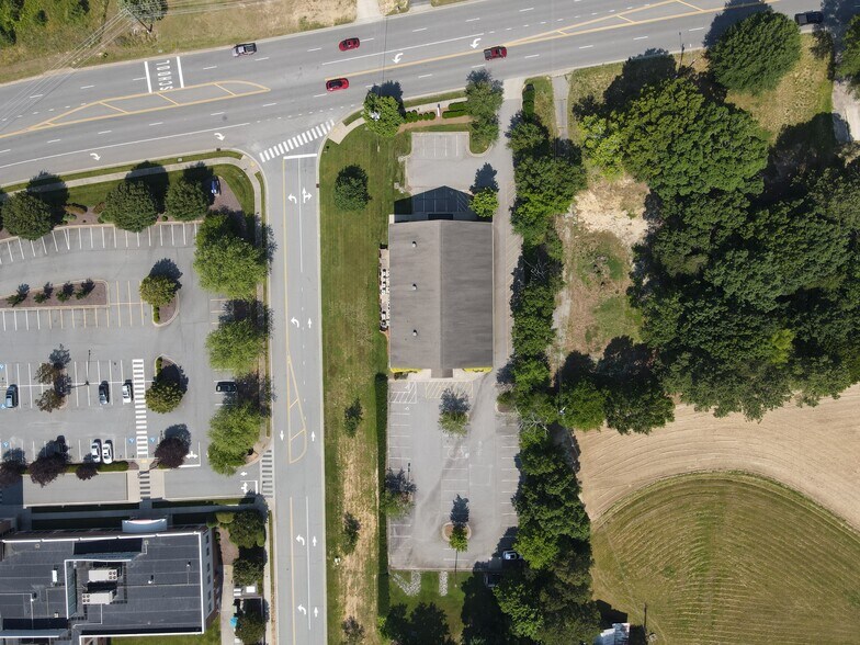 More Photos Of 1617 S Hwy 66, Kernersville Office For Sale