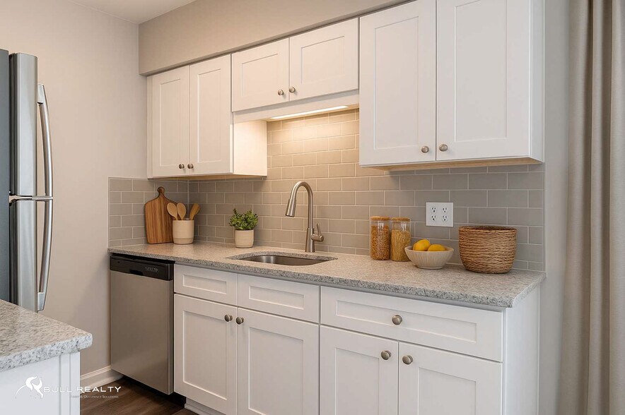 More Photos Of 406 W 9th St, Charlotte Apartments For Sale