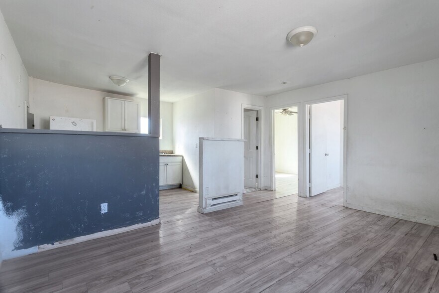 More Photos Of 313 W Jones Ave, Phoenix Apartments For Sale