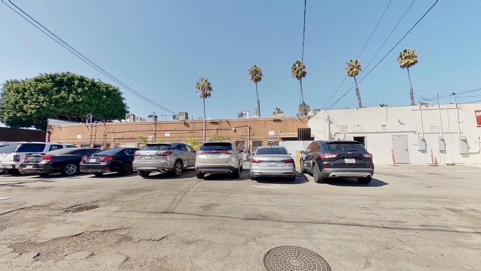 More Photos Of 11154-11172 Washington Blvd, Culver City Storefront For Lease