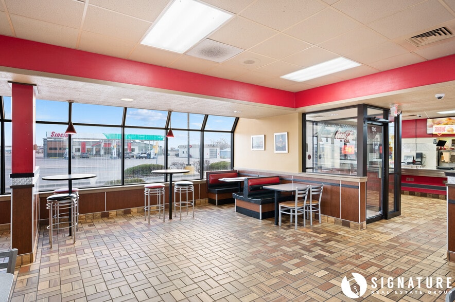 More Photos Of 207 S Miller Ave, Gillette Fast Food For Sale