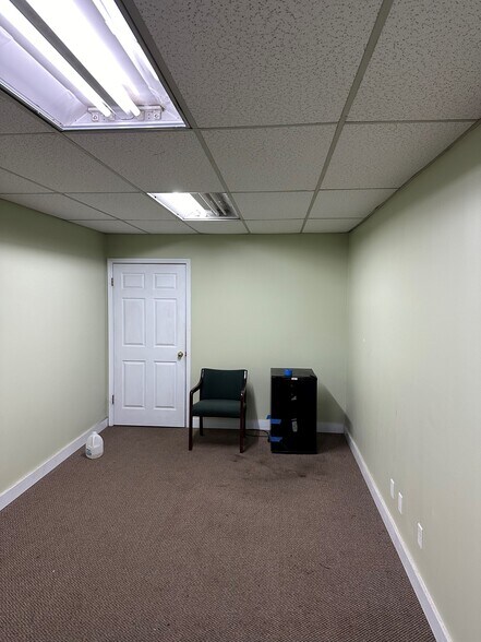 More Photos Of 4295 Cromwell Rd, Chattanooga Light Distribution For Lease