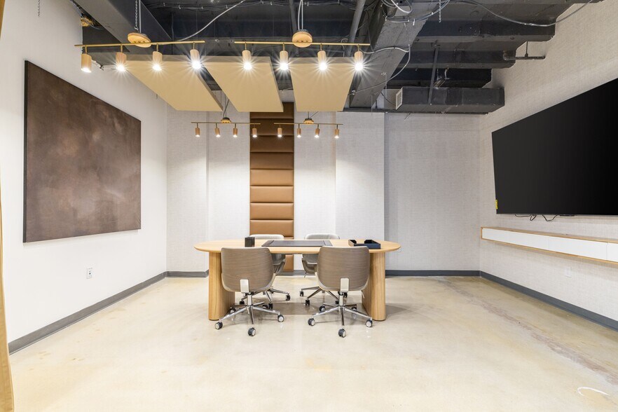 More Photos Of 1680 Meridian Ave, Miami Beach Office For Lease