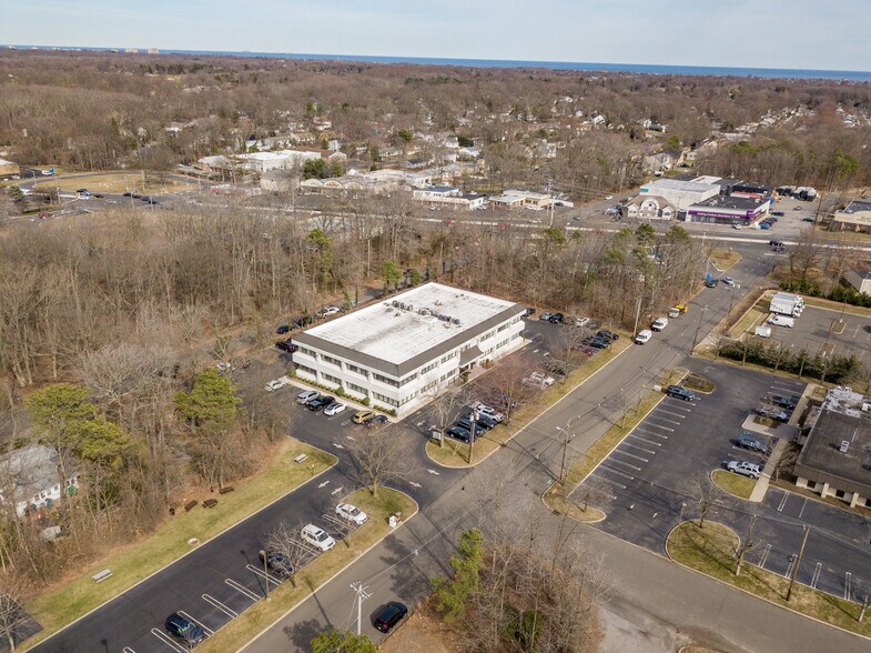 More Photos Of 1500 Lawrence Ave, Ocean Office For Lease