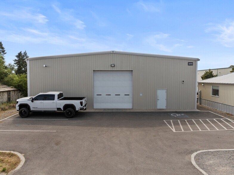 More Photos Of 3315 N Tschirley Rd, Spokane Valley Flex For Sale