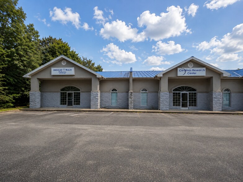 Primary Photo Of 1805 Milton Rd, Charlotte Medical For Lease