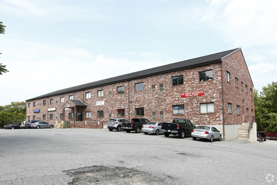 Primary Photo Of 572 Boston Rd, Billerica Loft Creative Space For Lease