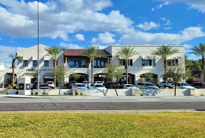 More Photos Of 7300 N Via Paseo Del Sur, Scottsdale Loft Creative Space For Lease