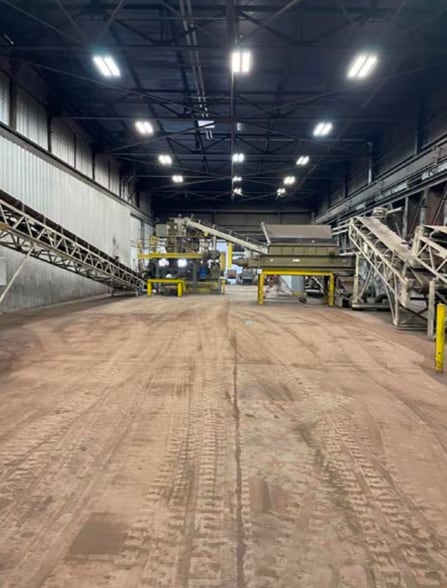 More Photos Of 2601 S Verity Pky, Middletown Manufacturing For Lease