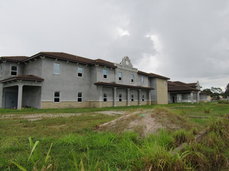 More Photos Of 4207 FL-64 SR, Bradenton Healthcare For Sale