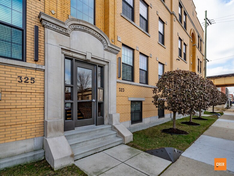 More Photos Of 4400 S Calumet Ave, Chicago Apartments For Sale
