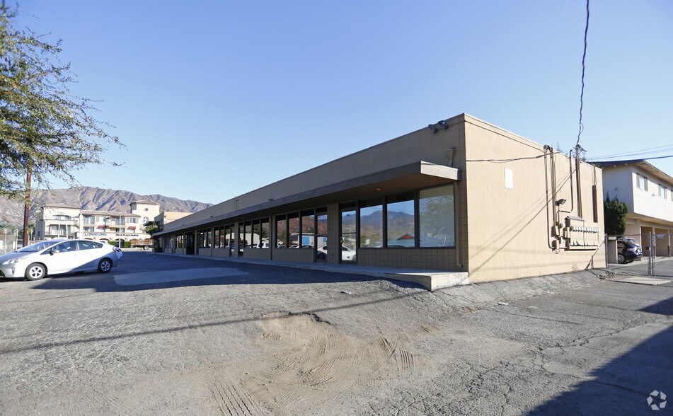 More Photos Of 626 W Route 66, Glendora Office For Sale