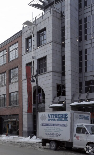 More Photos Of 3536 Boul Saint-Laurent, Montréal Office For Sale