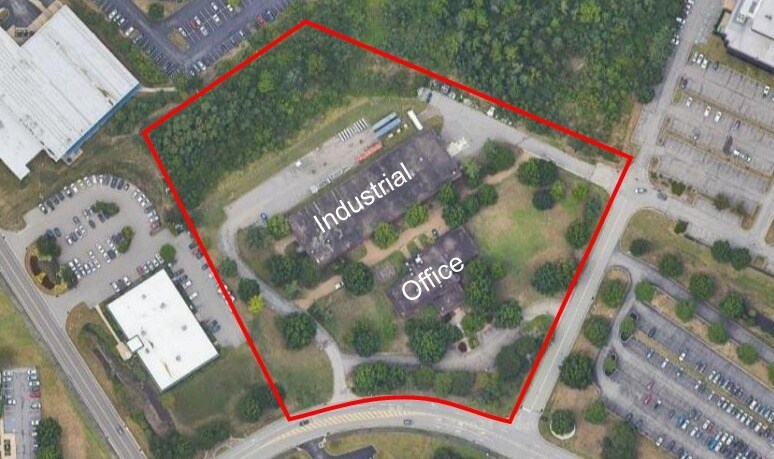 More Photos Of 200 Parkwest Dr, Pittsburgh Warehouse For Sale