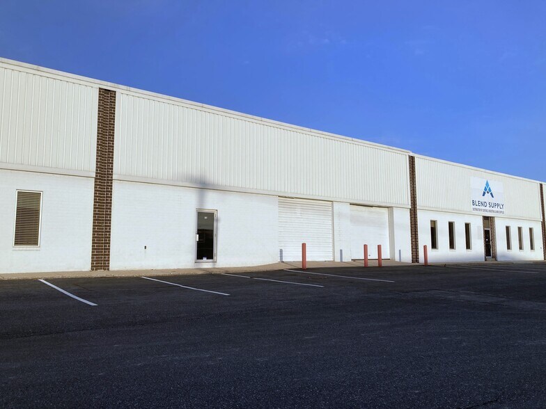Primary Photo Of 631-641 Lowther Rd, Lewisberry Warehouse For Lease
