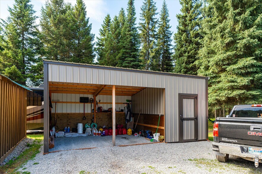 More Photos Of 7000 Graves Creek Rd, Lolo Bar For Sale