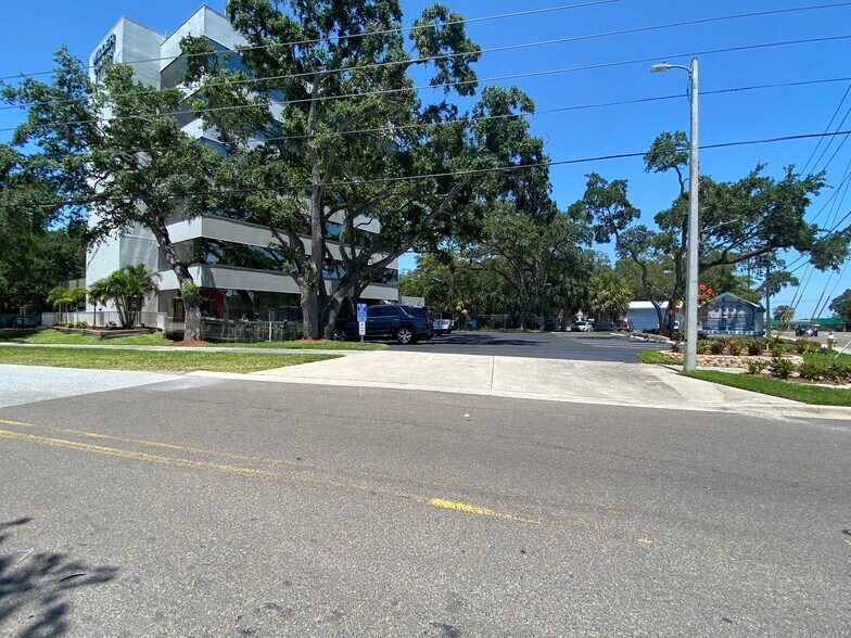 More Photos Of 3000 Gulf To Bay Blvd, Clearwater Medical For Lease