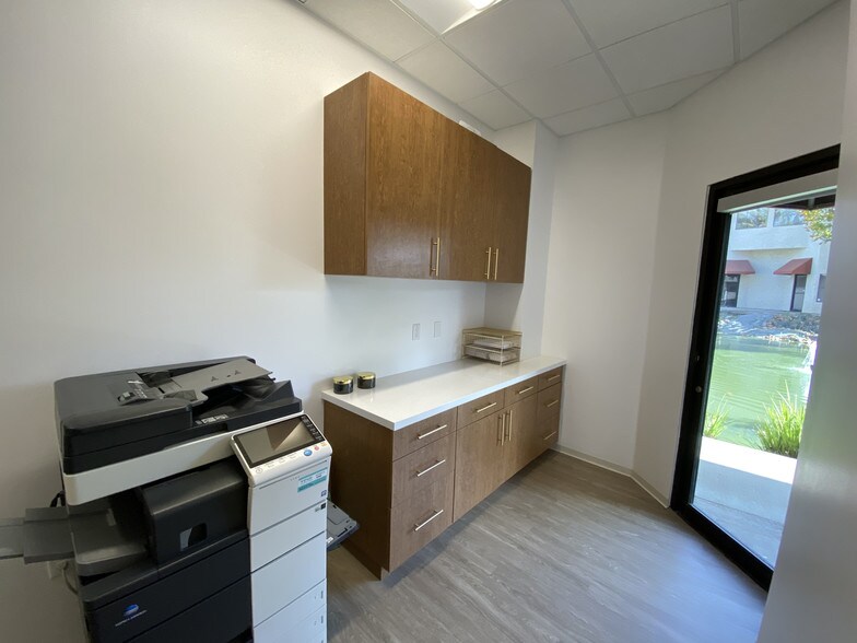 More Photos Of 3600 Lime St, Riverside Coworking Space