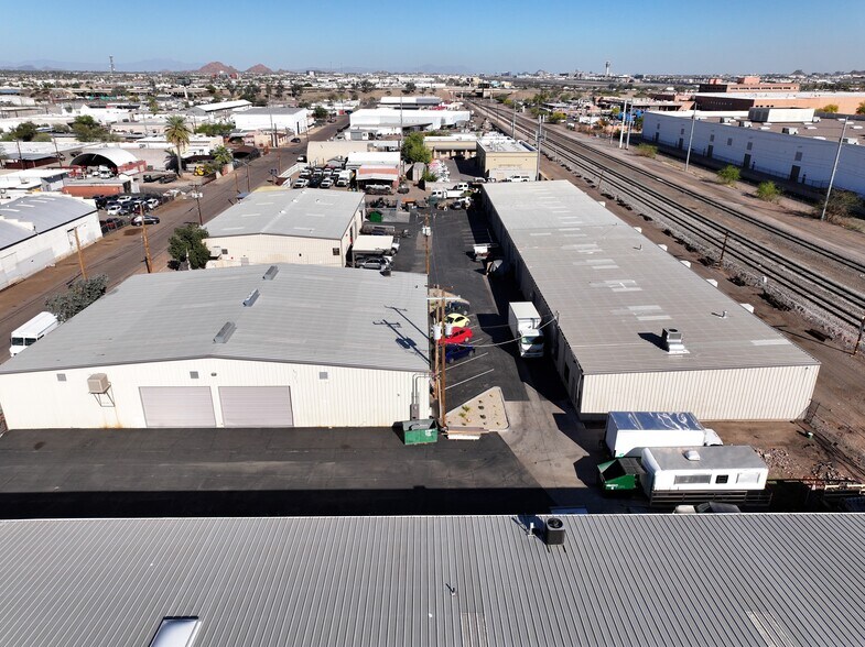 More Photos Of 1711 E Jackson St, Phoenix Warehouse For Lease