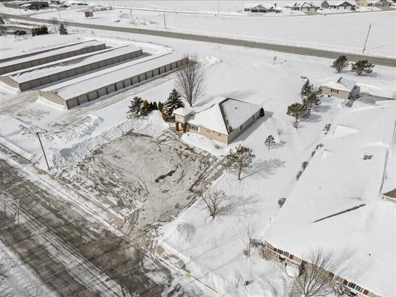 More Photos Of 628 Christel Dr, Valders Office Residential For Sale