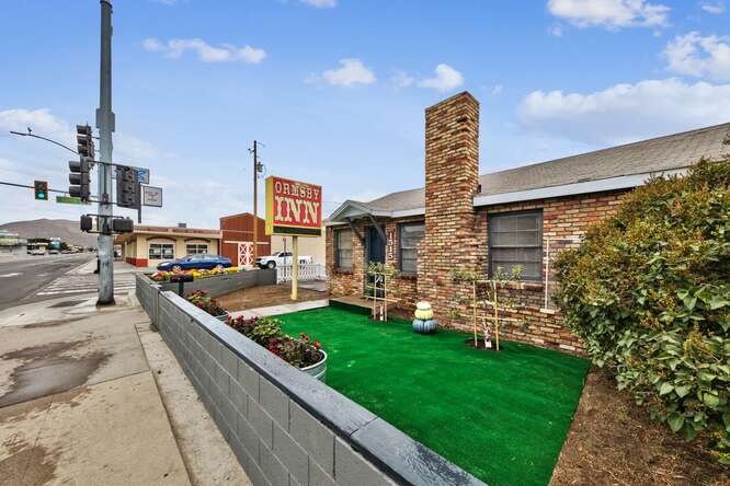 More Photos Of 1515 N Carson St, Carson City Hotel For Sale