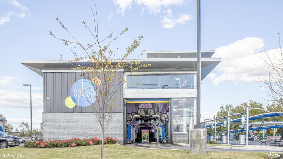 More Photos Of 1005 S Walton Blvd, Bentonville Carwash For Sale