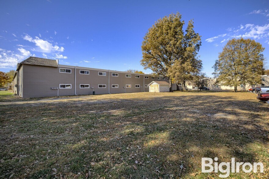 More Photos Of 633 E 10th St, York Apartments For Sale