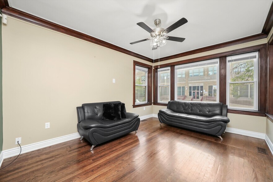 More Photos Of 6933 S Washtenaw Ave, Chicago Multifamily For Sale