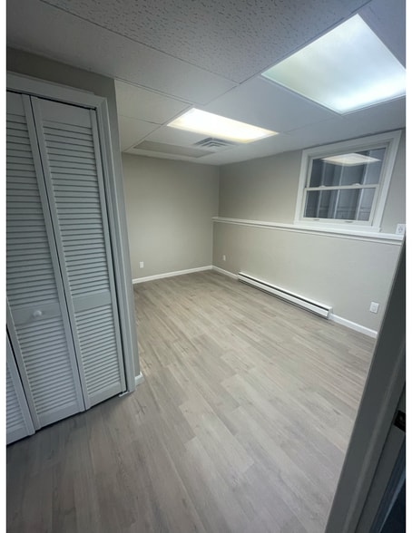 More Photos Of 1336 American Dr, Neenah Loft Creative Space For Lease