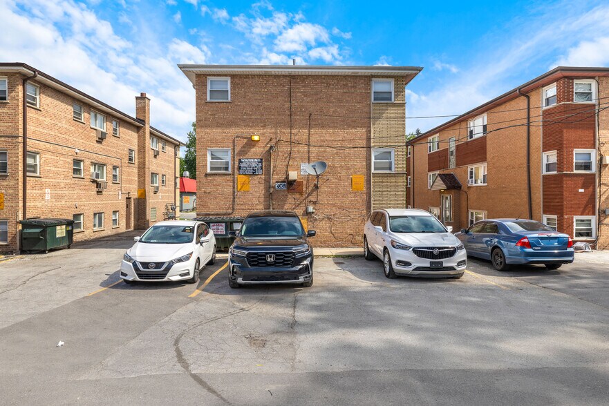 More Photos Of 3631 147th St, Midlothian Apartments For Sale