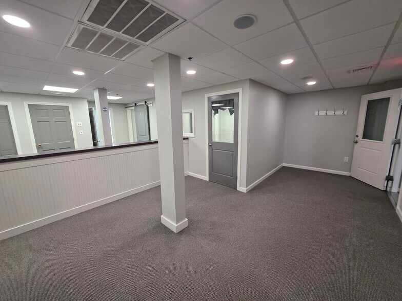 More Photos Of 705-709 Milford Rd, Merrimack Unknown For Lease