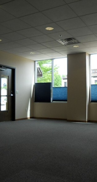 More Photos Of 7734-7780 Elmwood Ave, Middleton Medical For Lease