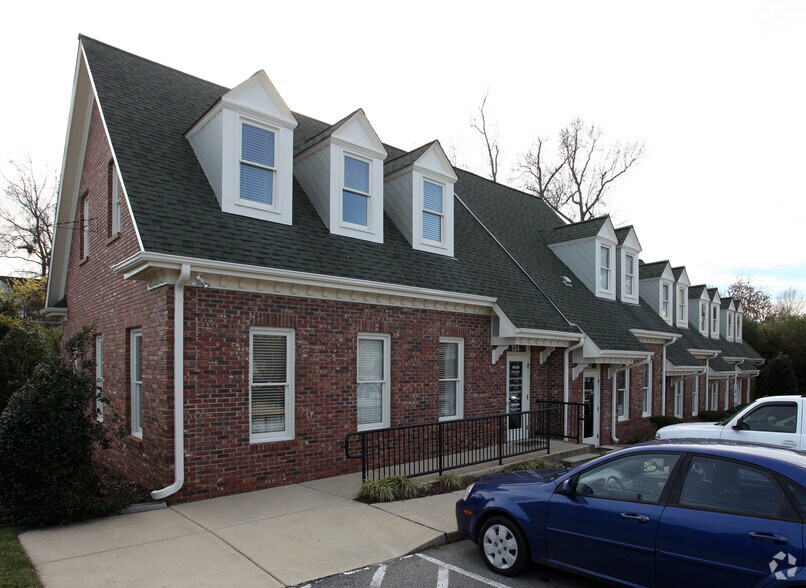 Primary Photo Of 126-134 Salem Towne Ct, Apex Office For Sale