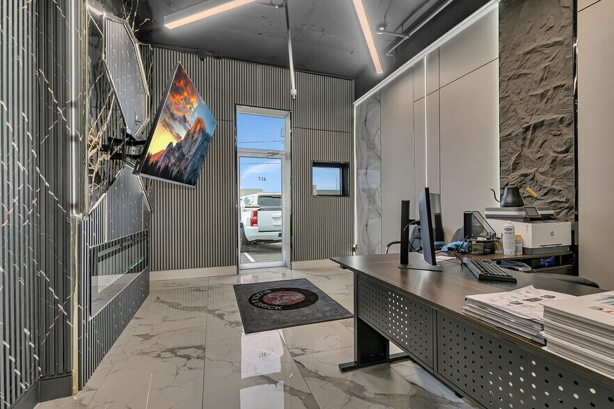 More Photos Of 585 1st St SE, Saint Cloud Warehouse For Sale
