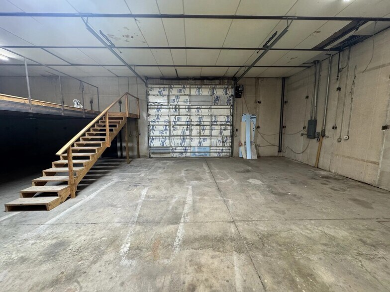 More Photos Of 10121 OK-54, Weatherford Industrial For Sale
