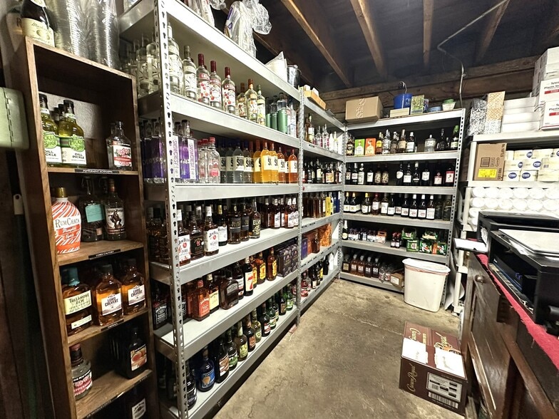 More Photos Of 115 N Laramie Ave, Fort Laramie Freestanding For Sale