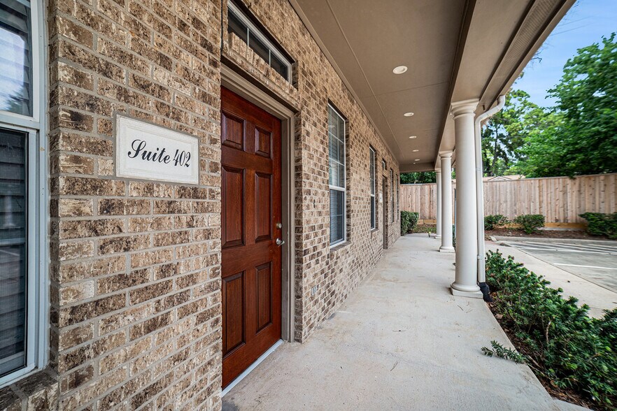 More Photos Of 25511 Budde Rd, The Woodlands Loft Creative Space For Sale