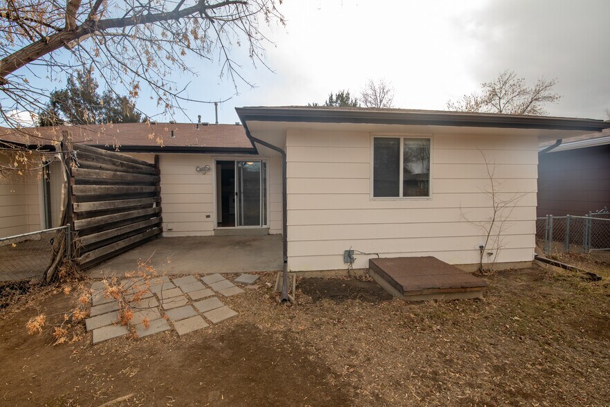 More Photos Of 208 E Saint Clair Ave, Longmont Apartments For Sale
