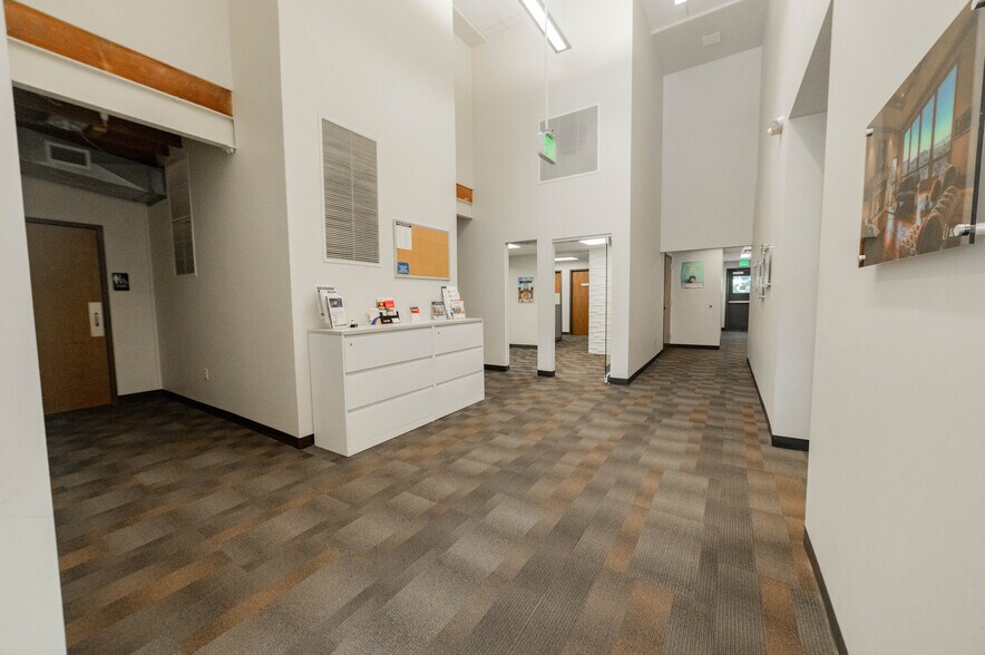 More Photos Of 1109 Oak Park Dr, Fort Collins Office For Lease
