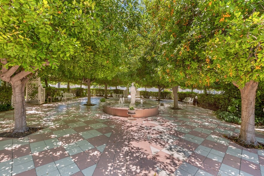 More Photos Of 2064 Orange Tree Ln, Redlands Lodge Meeting Hall For Sale