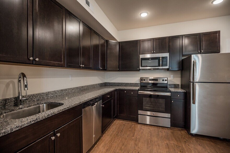 More Photos Of 4042 Chestnut St, Philadelphia Apartments For Sale