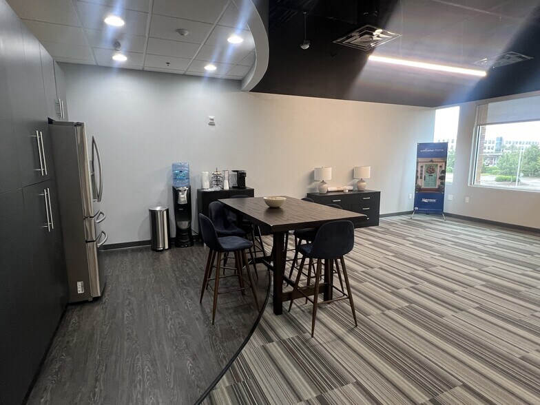 More Photos Of 1485 International Pky, Lake Mary Office For Lease